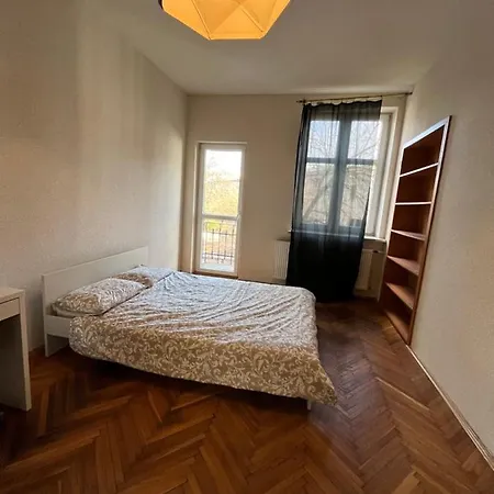 Spacious Apartament *